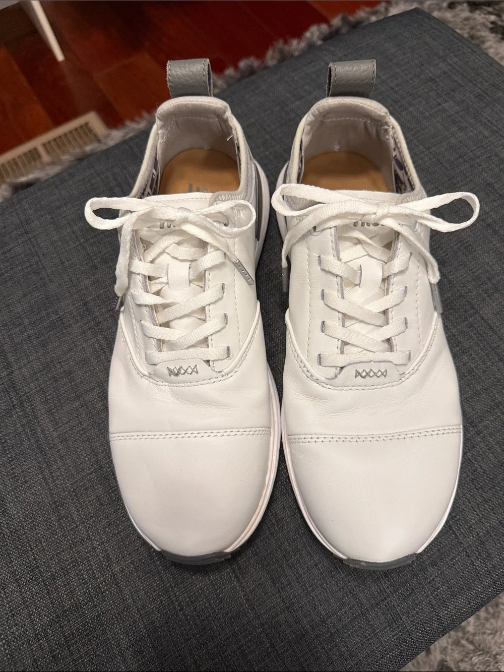 White Men’s Leather Lace-Up Golf Shoes